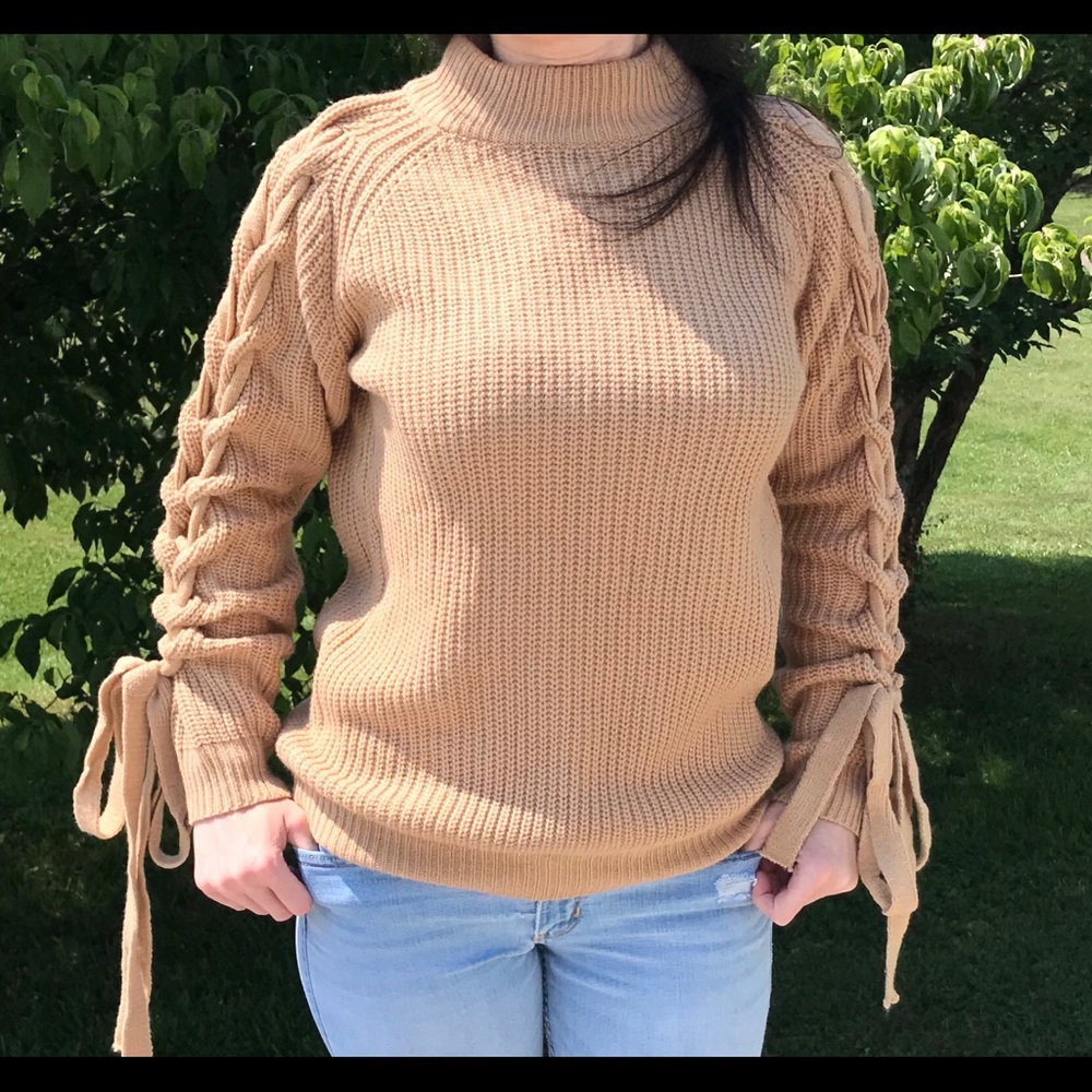 🎀SIMPLEE SWEATER WITH BRAIDED SLEEVES🎀